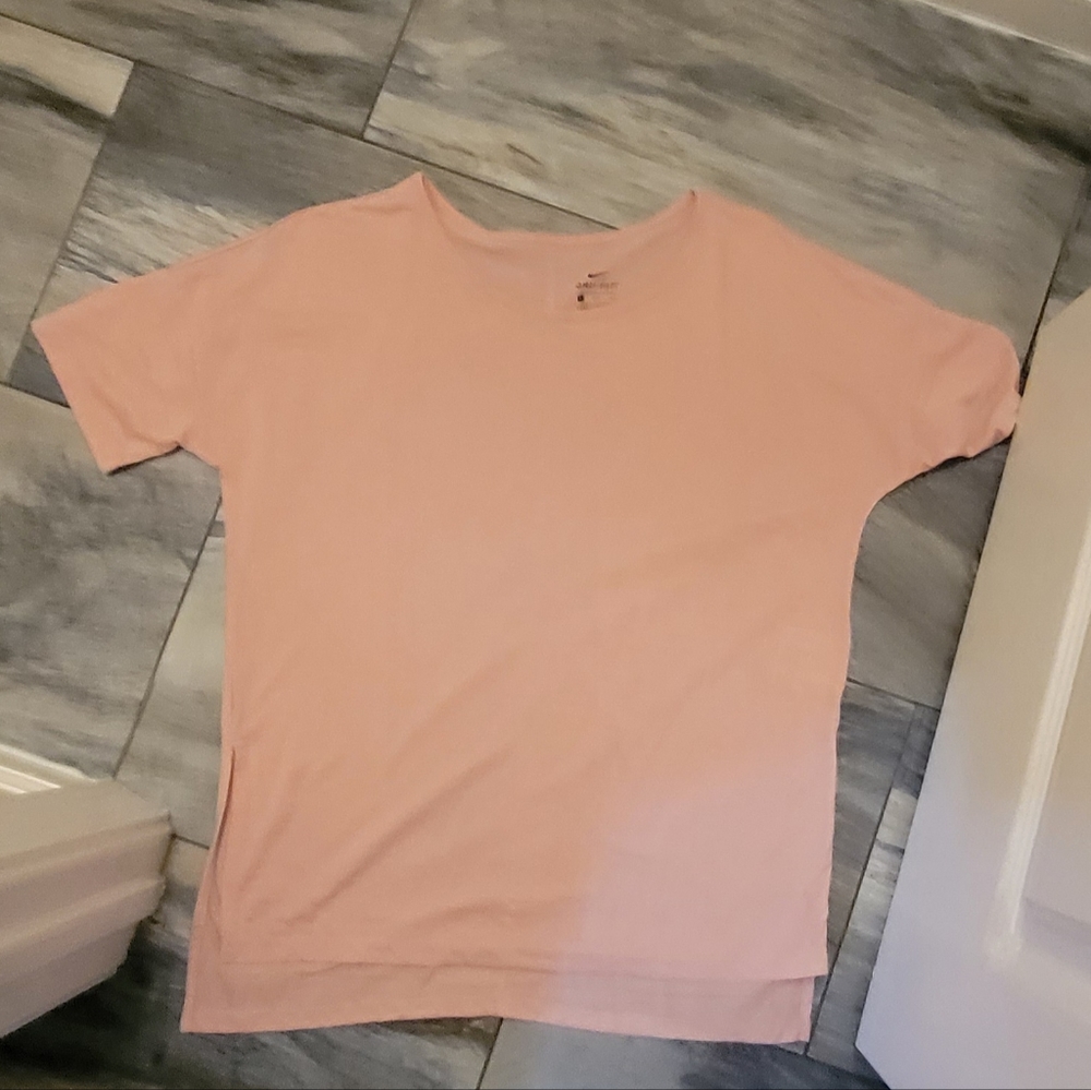 Pink Nike shirt Med